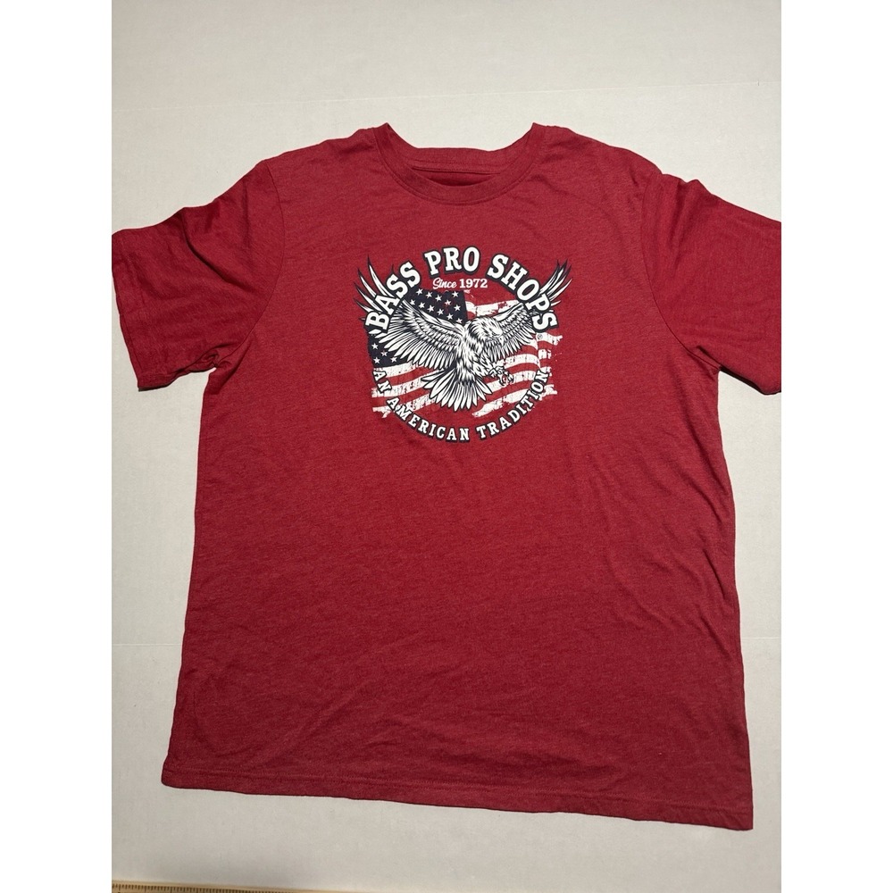 Bass Pro Shops 'American Tradition' Eagle Tee,‎ Red Large T-shirt